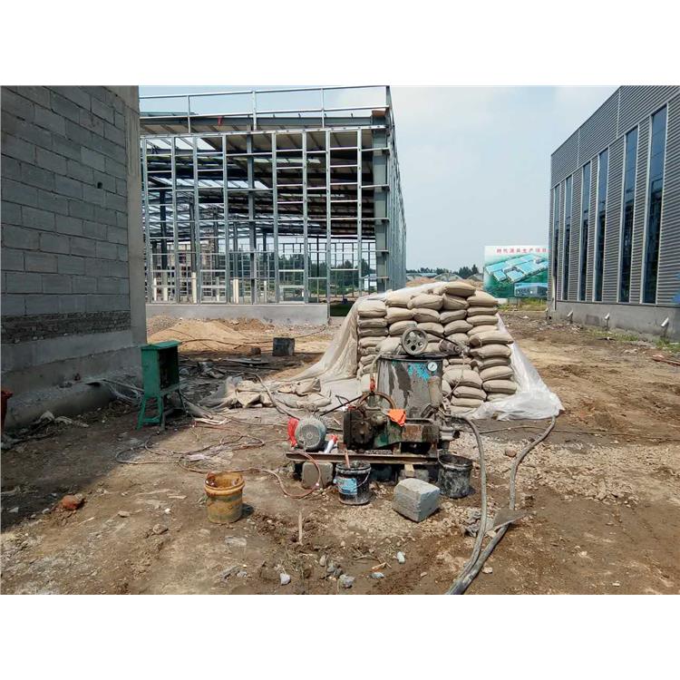 德钦地基下沉注浆加固施工